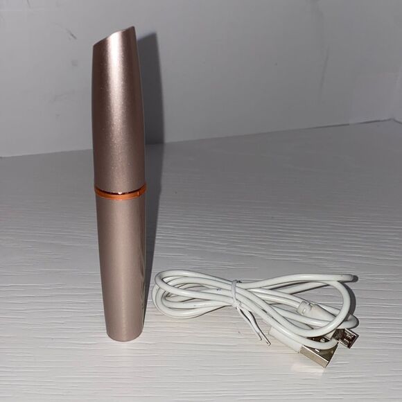 Eyebrow Hair Remover Electronic Tweezer Hair Remover With Charging Cord - Picture 4 of 6